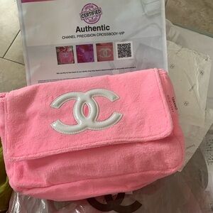 New pink CHANEL VIP Precision  Tote Messenger bag